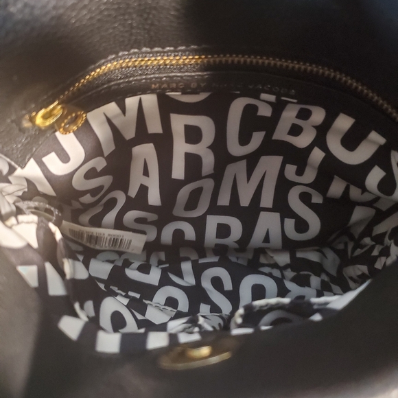 Marc by Marc Jacobs Black Leather Small Shoulder Crossbody Handbag EUC - Picture 5 of 10